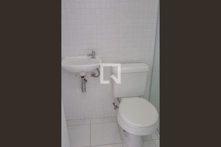 Apartamento à venda com 250m², 3 quartos e 4 vagas Apartamento à venda com 250m², 3 quartos e 4 vagasBanheiro de serviço