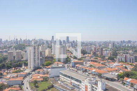 Apartamento à venda com 250m², 3 quartos e 4 vagas Apartamento à venda com 250m², 3 quartos e 4 vagasVista da Suíte 1