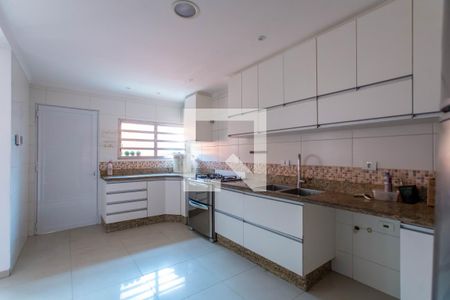 Cozinha de casa para alugar com 6 quartos, 200m² em Jardim Dourado, Guarulhos
