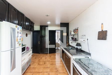 Apartamento à venda com 120m², 3 quartos e sem vagaCozinha e Área de Serviço