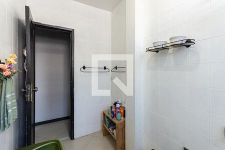 Apartamento à venda com 120m², 3 quartos e sem vagaBanheiro