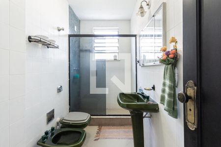 Apartamento à venda com 120m², 3 quartos e sem vagaBanheiro