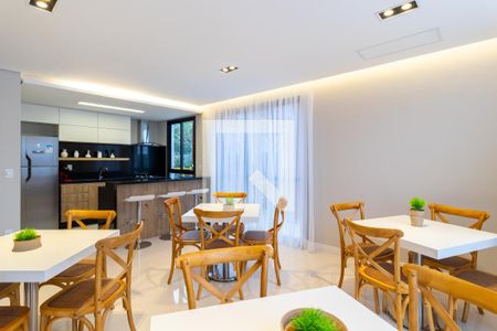 Apartamento à venda com 61m², 2 quartos e sem vagaÁrea comum - Salão de festas