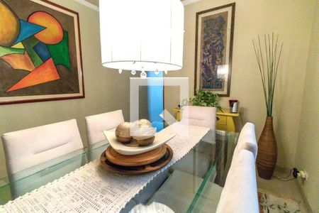 Casa à venda com 4 quartos, 250m² em Butantã, São Paulo