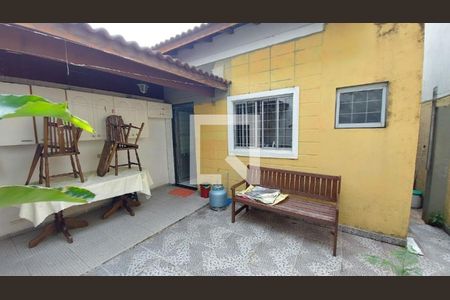 Casa à venda com 2 quartos, 110m² em Jardim Odete, São Paulo