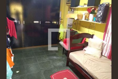 Casa à venda com 3 quartos, 146m² em Vila Nova Alba, São Paulo