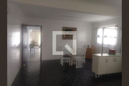 Casa à venda com 3 quartos, 220m² em Jaguaré, São Paulo