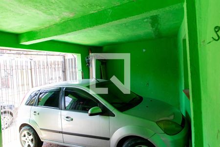 Casa à venda com 180m², 1 quarto e 1 vaga Casa à venda com 180m², 1 quarto e 1 vagaGaragem