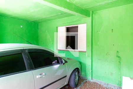 Casa à venda com 180m², 1 quarto e 1 vaga Casa à venda com 180m², 1 quarto e 1 vagaGaragem