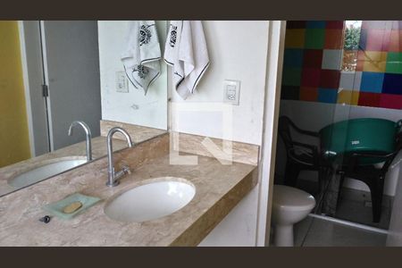 Casa à venda com 3 quartos, 222m² em Butantã, São Paulo