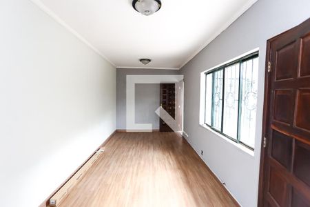 Sala TV de casa à venda com 3 quartos, 190m² em Vila Morse, São Paulo