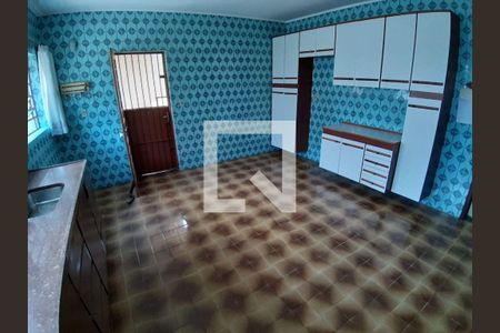 Casa à venda com 3 quartos, 280m² em Vila Gomes, São Paulo