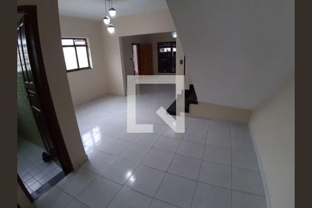 Casa à venda com 3 quartos, 280m² em Vila Gomes, São Paulo