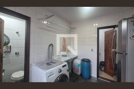 Casa à venda com 119m², 3 quartos e 3 vagas