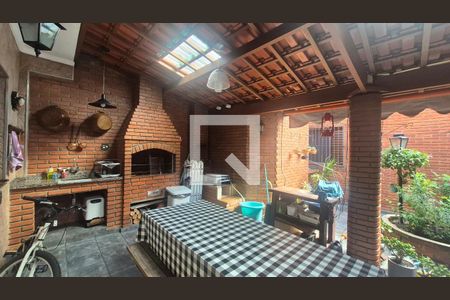 Casa à venda com 119m², 3 quartos e 3 vagas