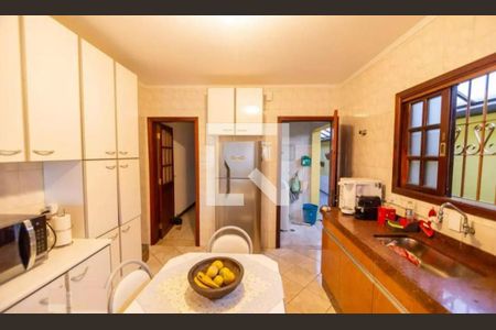 Casa à venda com 3 quartos, 102m² em Jardim Bonfiglioli, São Paulo