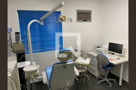 Casa para alugar com 3 quartos, 220m² em Indianópolis, São Paulo