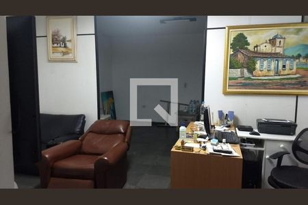 Casa para alugar com 3 quartos, 220m² em Indianópolis, São Paulo