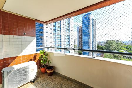 Varanda de apartamento para alugar com 3 quartos, 167m² em Vila Morse, São Paulo