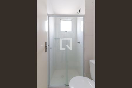 Banheiro de apartamento para alugar com 1 quarto, 30m² em Vila Mazzei, São Paulo