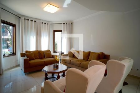 Casa de condomínio para alugar com 254m², 3 quartos e 2 vagasSala