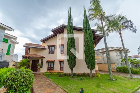 Casa de condomínio à venda com 450m², 4 quartos e 4 vagasFachada