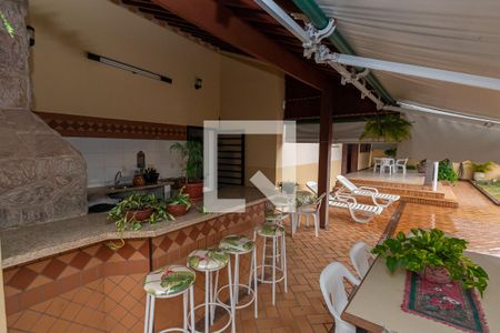 Casa de condomínio à venda com 450m², 4 quartos e 4 vagasÁrea gourmet