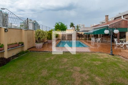 Casa de condomínio à venda com 450m², 4 quartos e 4 vagasPiscina