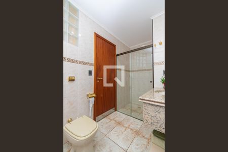 Casa de condomínio à venda com 450m², 4 quartos e 4 vagasBanheiro da Suíte 4