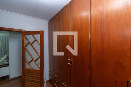 Casa de condomínio à venda com 450m², 4 quartos e 4 vagasCloset da suíte 1