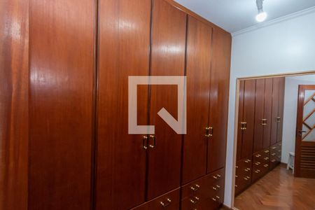 Casa de condomínio à venda com 450m², 4 quartos e 4 vagasCloset da suíte 1