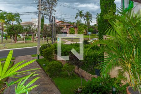 Casa de condomínio à venda com 450m², 4 quartos e 4 vagasVista da Rua