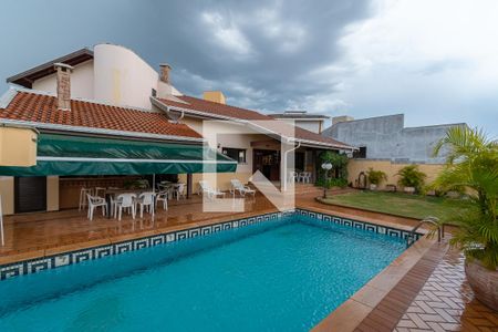 Casa de condomínio à venda com 450m², 4 quartos e 4 vagasPiscina