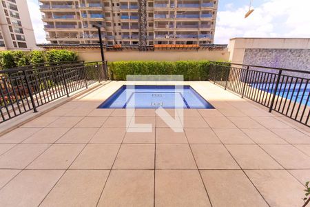 Apartamento à venda com 36m², 1 quarto e 1 vagaÁrea comum - Piscina