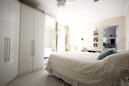 Casa à venda com 90m², 3 quartos e 2 vagasSuíte