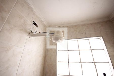 Casa à venda com 90m², 3 quartos e 2 vagasBanheiro