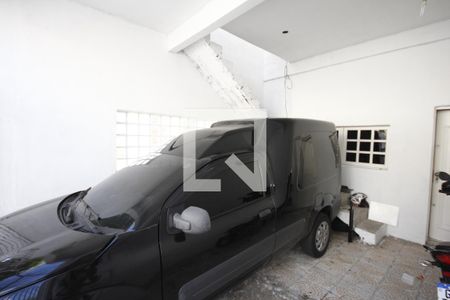 Casa à venda com 90m², 3 quartos e 2 vagasGaragem