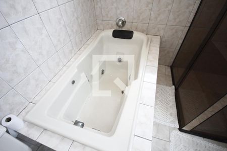 Casa à venda com 90m², 3 quartos e 2 vagasSuíte