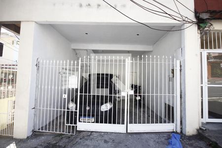 Casa à venda com 90m², 3 quartos e 2 vagasFachada