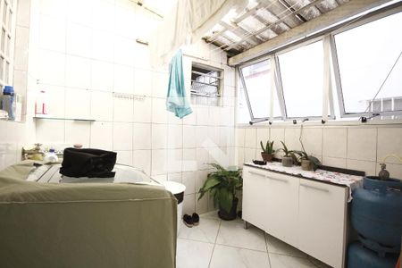 Casa à venda com 90m², 3 quartos e 2 vagasÁrea de Serviço