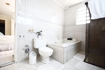 Casa à venda com 90m², 3 quartos e 2 vagasSuíte