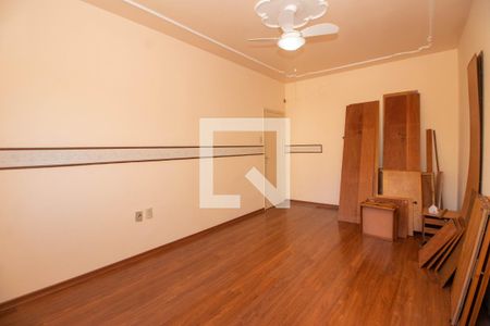 Quarto 1 de apartamento para alugar com 2 quartos, 70m² em Floresta, Porto Alegre