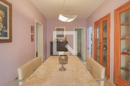 Casa à venda com 260m², 3 quartos e 1 vagaSala de Jantar 