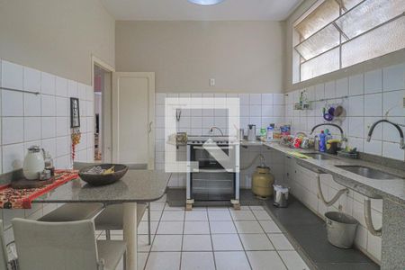 Casa à venda com 260m², 3 quartos e 1 vagaCozinha 