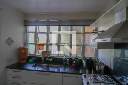 Casa à venda com 380m², 3 quartos e 2 vagasCozinha