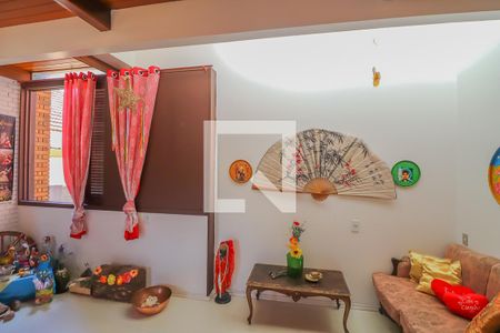 Casa à venda com 380m², 3 quartos e 2 vagasSala