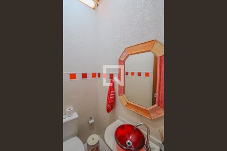 Casa à venda com 380m², 3 quartos e 2 vagasLavabo