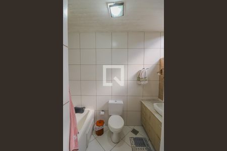 Casa à venda com 380m², 3 quartos e 2 vagasBanheiro