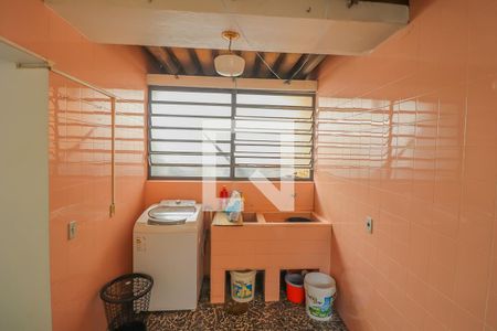 Casa à venda com 380m², 3 quartos e 2 vagasÁrea de Serviço