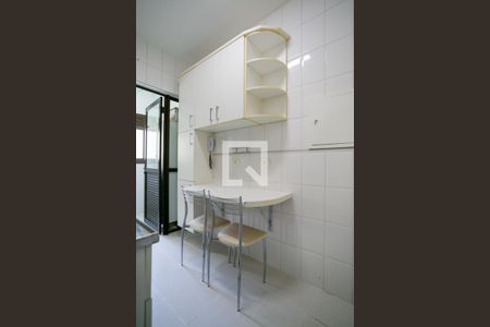 Apartamento para alugar com 51m², 2 quartos e 1 vaga Apartamento para alugar com 51m², 2 quartos e 1 vagaCozinha